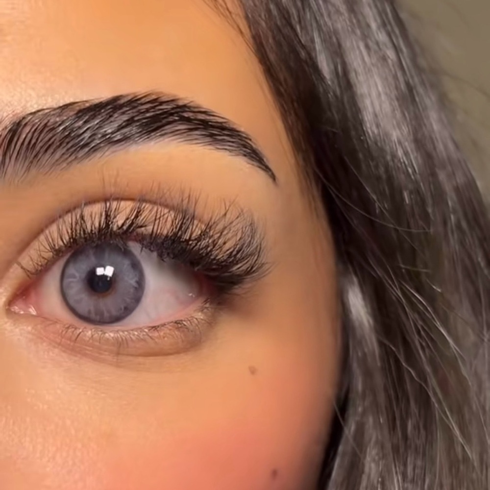 Premium False Eyelashes - Blue color